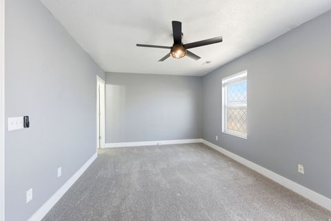 Tiny photo for 367 E 525 S, Clearfield, UT 84015 (MLS # 2155409)