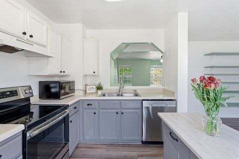 Tiny photo for 367 E 525 S, Clearfield, UT 84015 (MLS # 2155409)