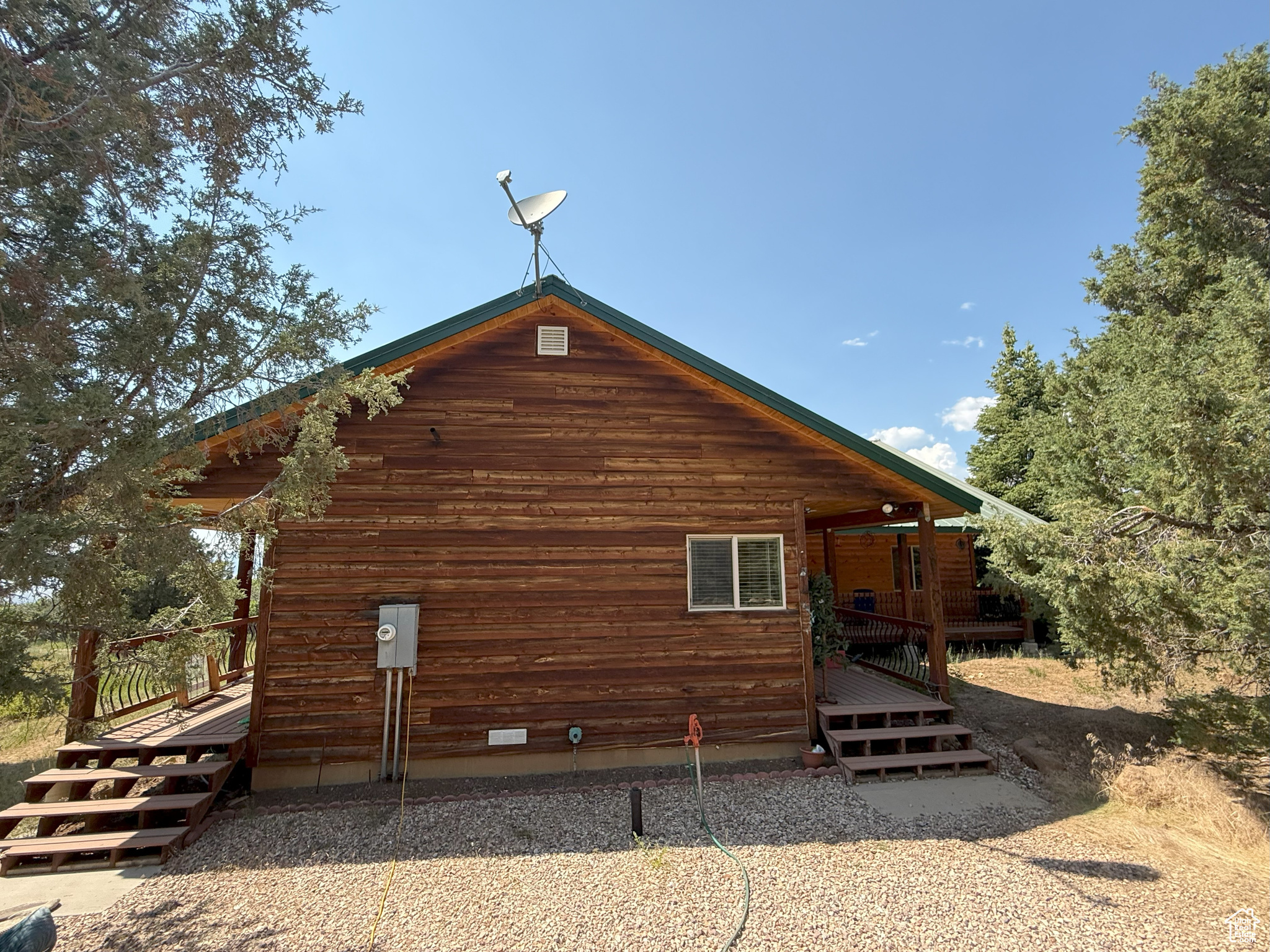 PINE CREEK MEADOWS - Residential