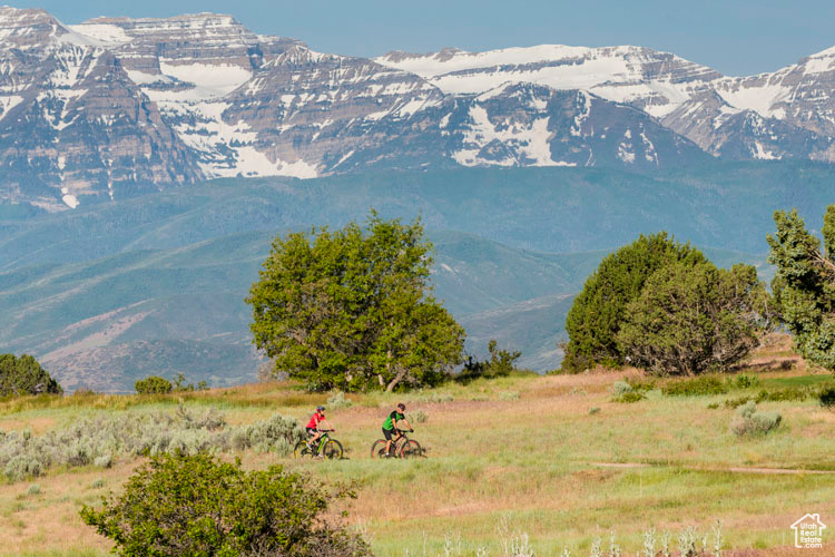 RED LEDGES - Residential