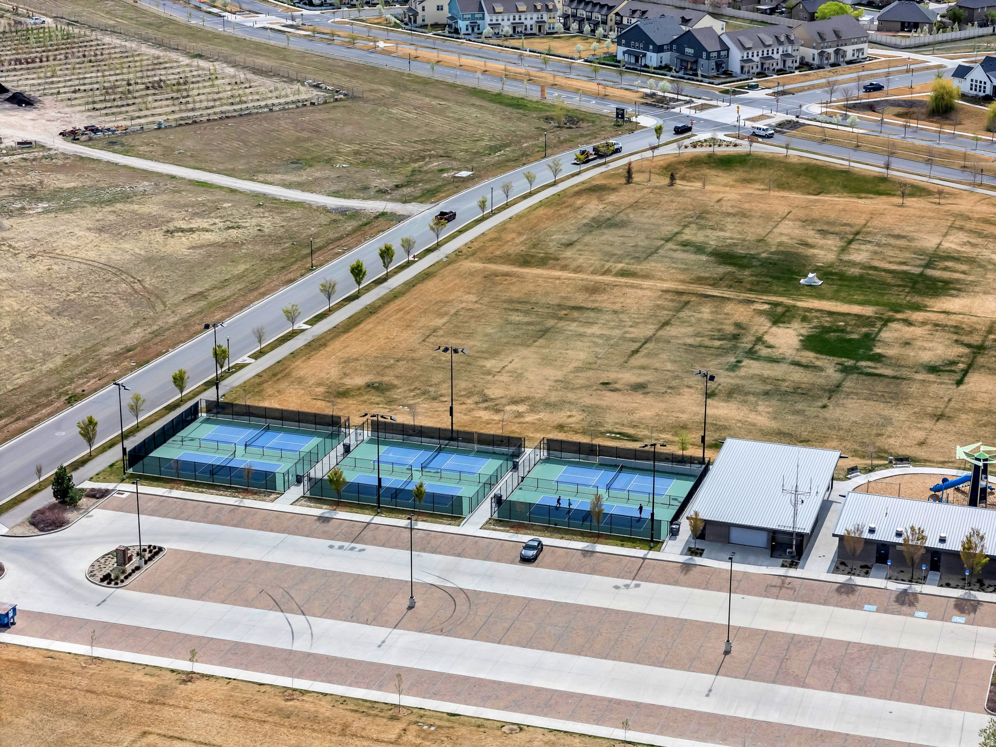 DAYBREAK - Residential