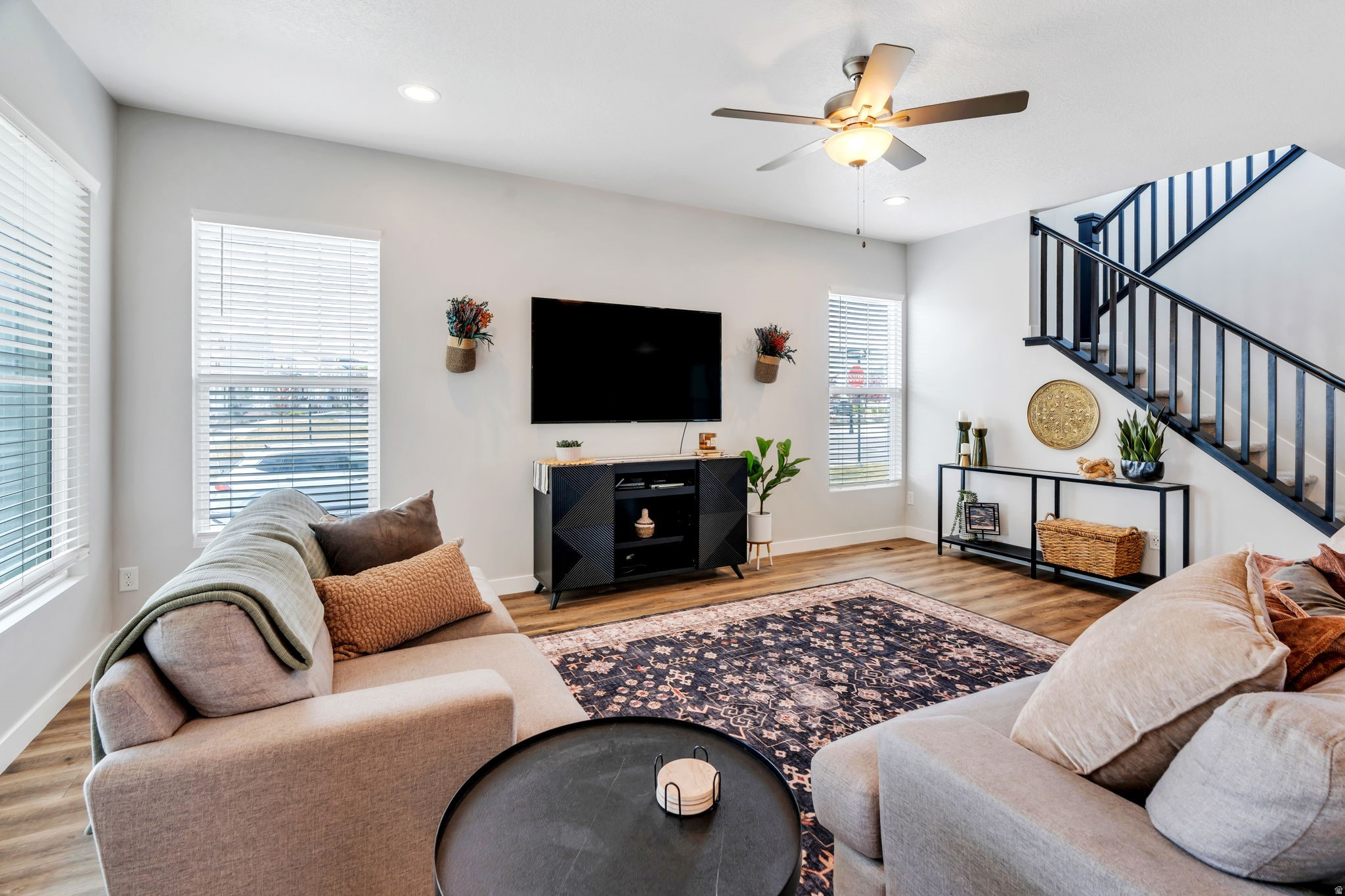 DAYBREAK - Residential