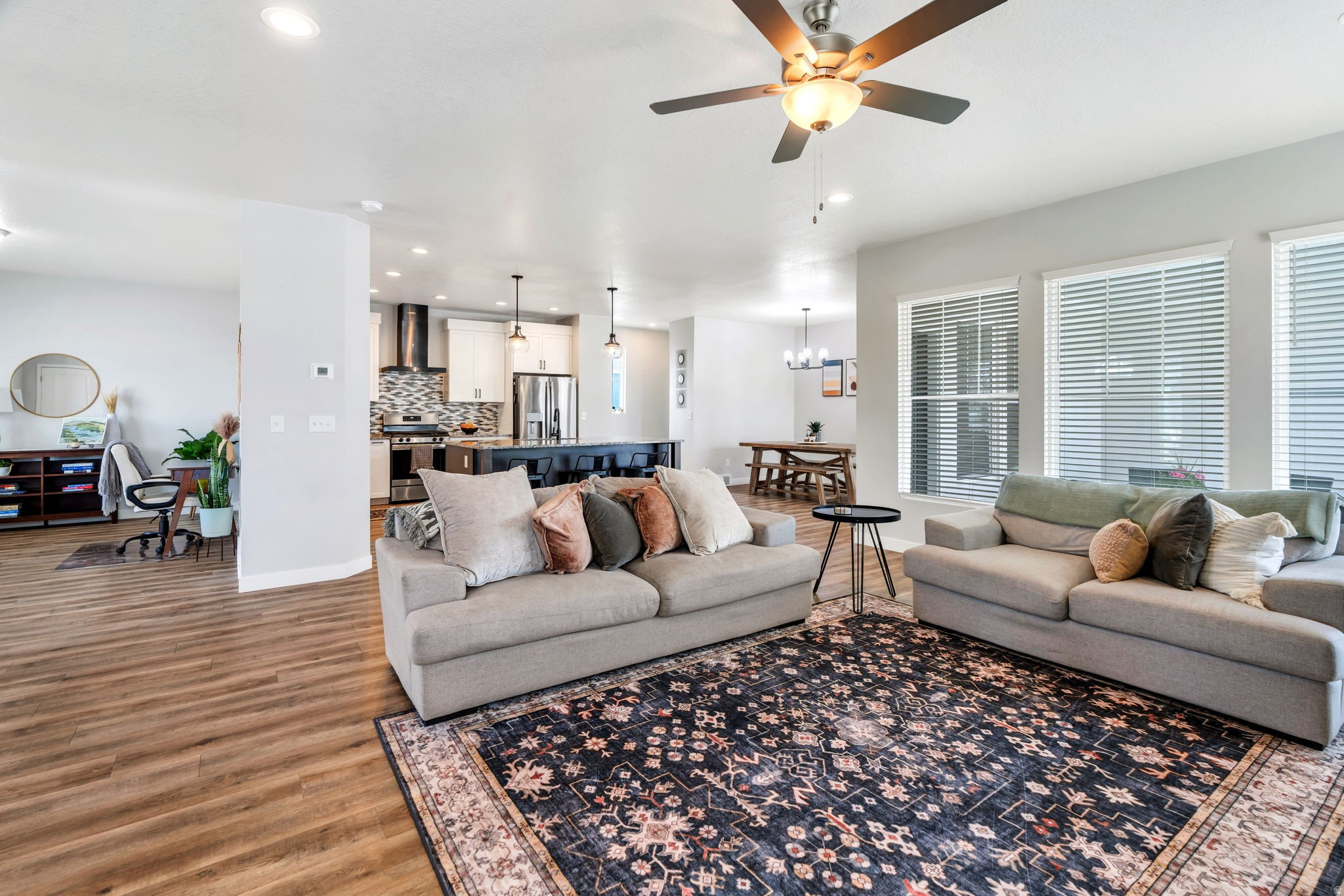 DAYBREAK - Residential