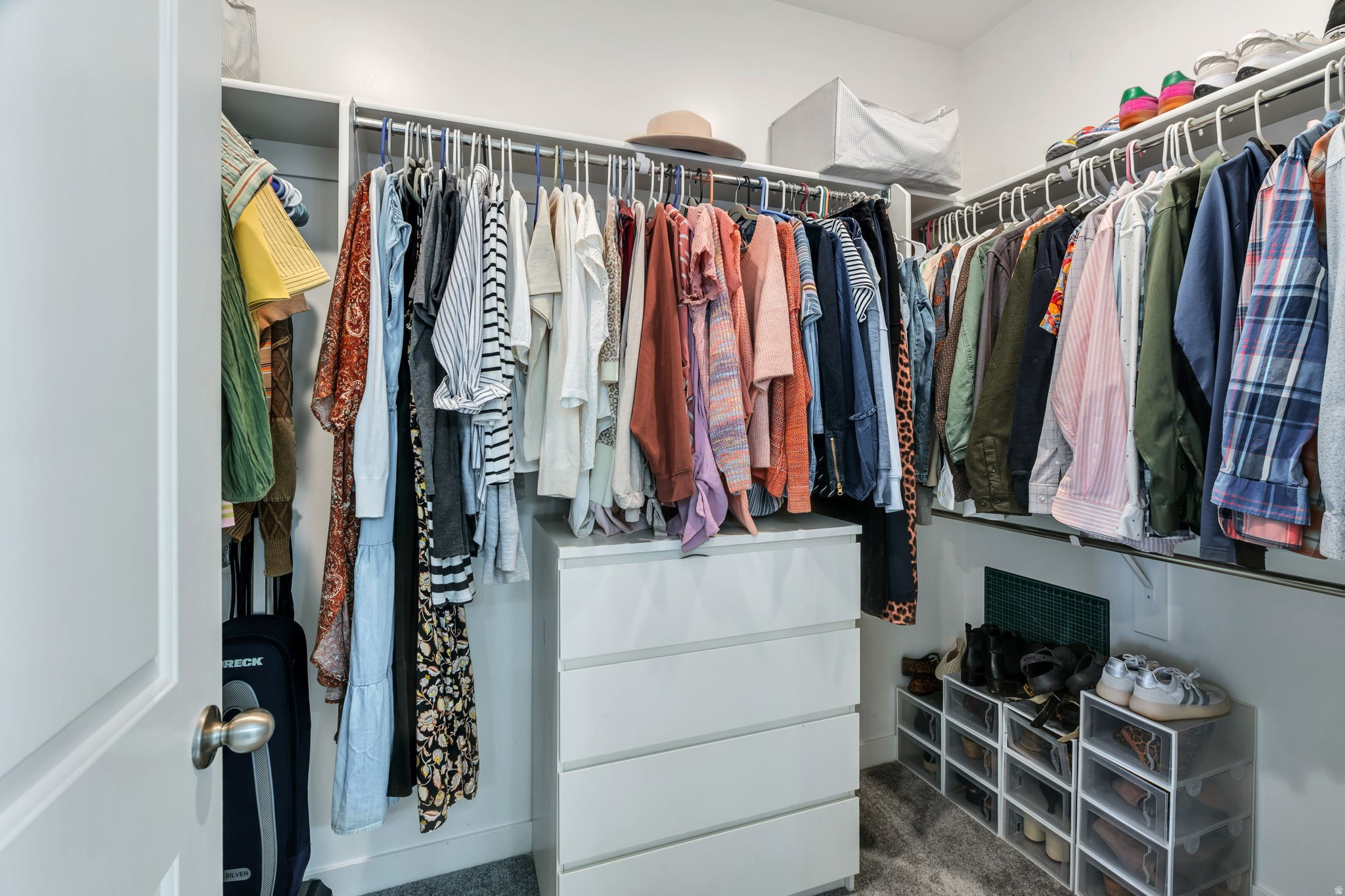 DAYBREAK - Residential