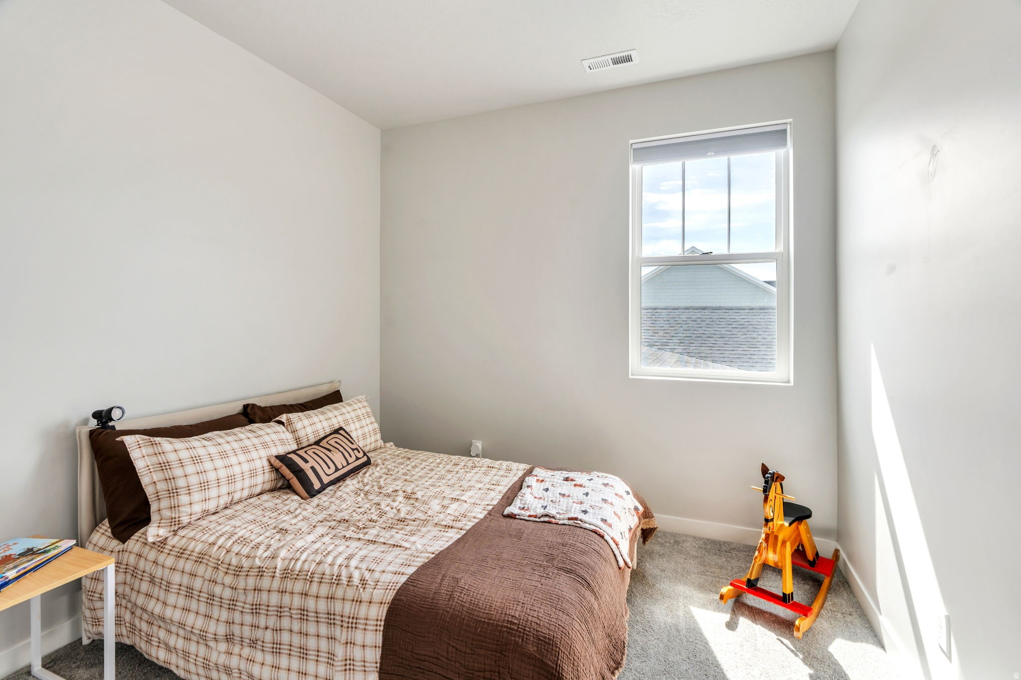 DAYBREAK - Residential