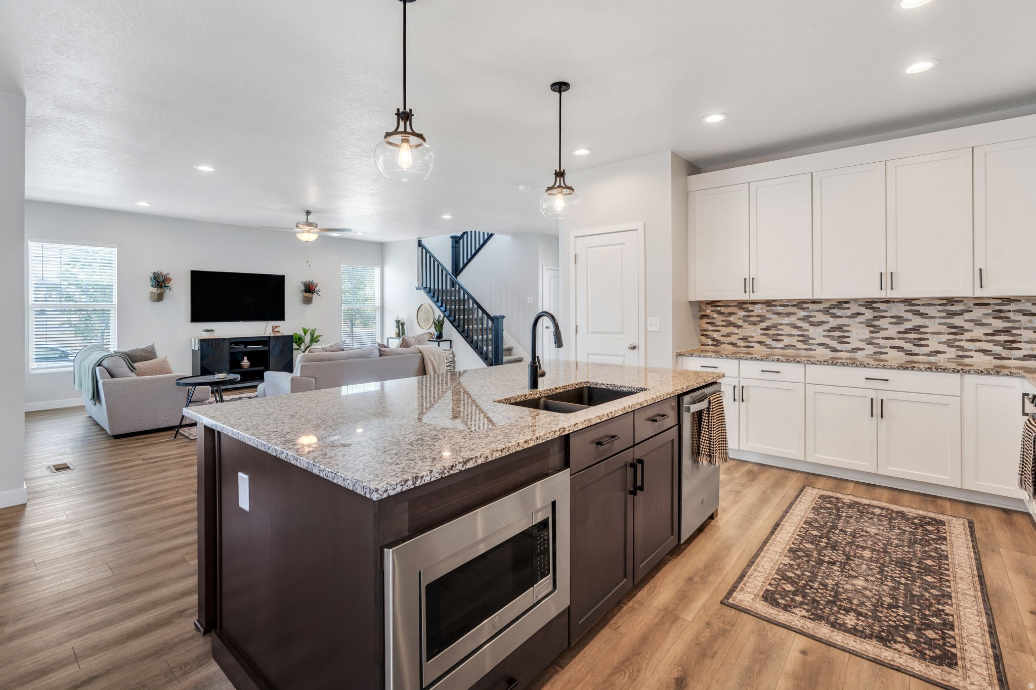 DAYBREAK - Residential