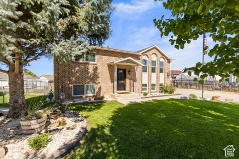 Tiny photo for 5051 MIDLAND DR, Roy, UT 84067 (MLS # 2188389)