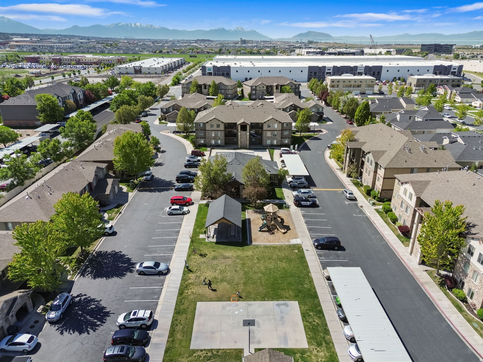 GATEWAY VILLAGE - Residential