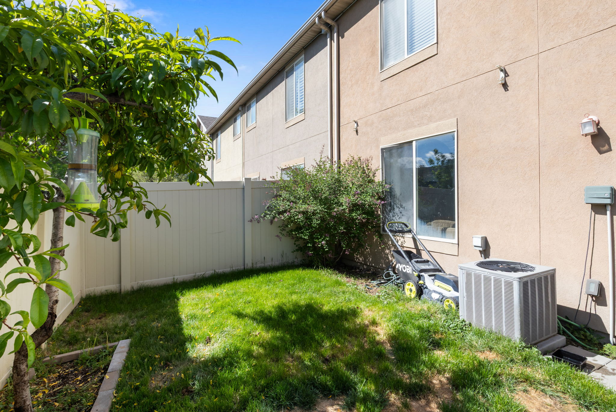 GATEWAY VILLAGE - Residential