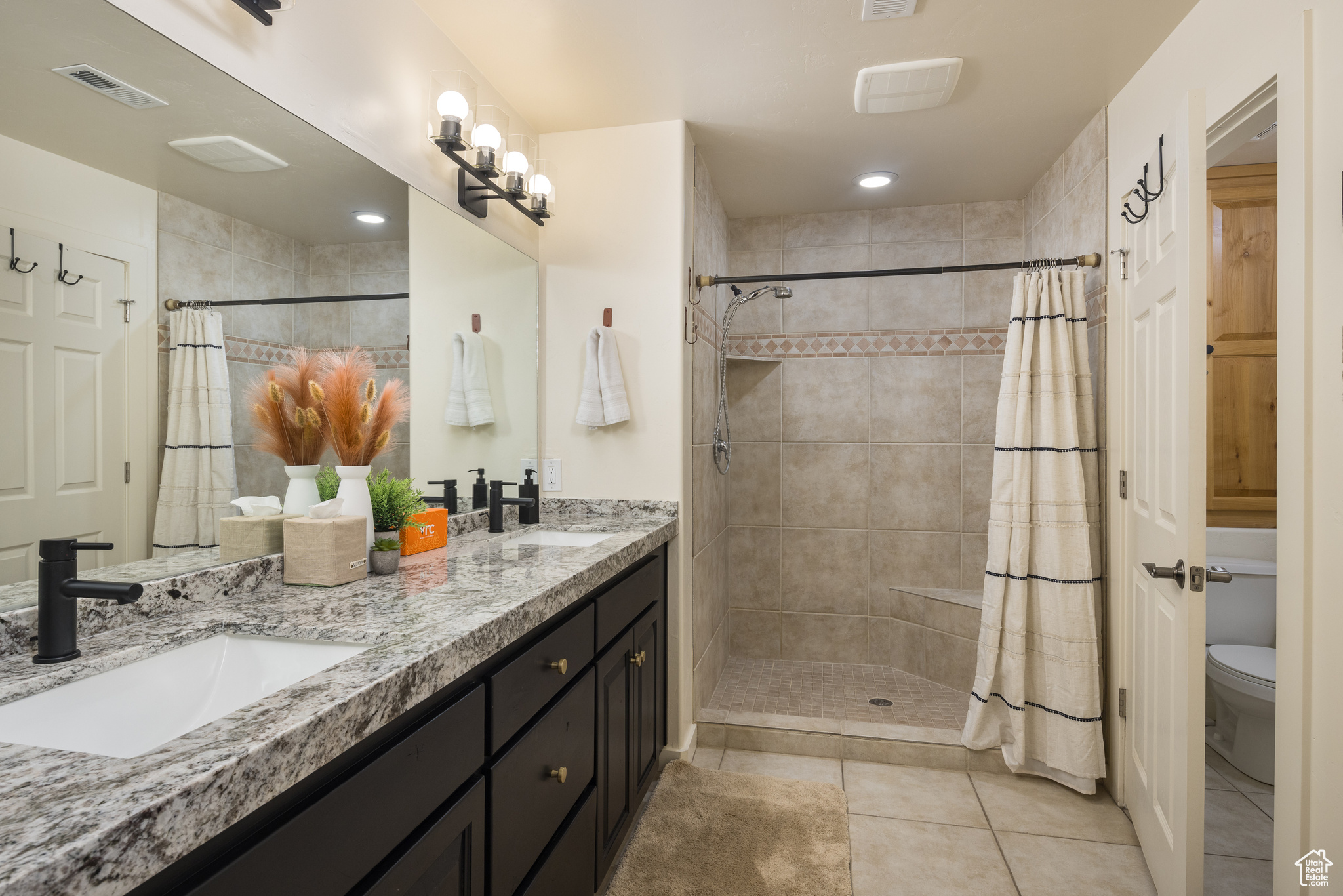 RIM VILLAGE - Residential