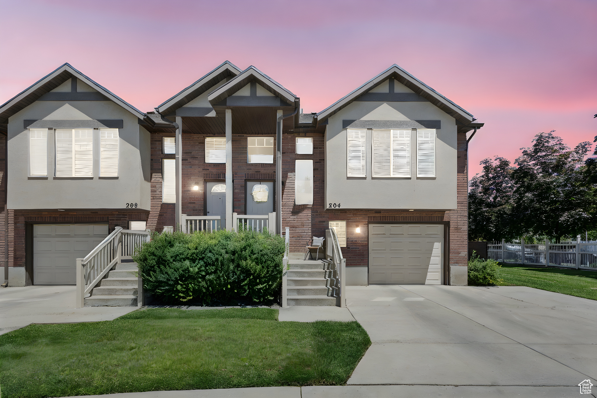 BUYERS YOU DO NOT HAVE to QUALIFY with a bank, mortgage company or Credit Union to FIT in THEIR "BOX" to buy this BEAUTIFUL HOME...THE SELLER is YOUR BANK! It's called SELLER FINANCING! It's THINKING OUTSIDE the BOX! This end unit is exquisite. Featuring new paint and flooring throughout. You will love the front door with it's Smart doorbell. As you enter the spacious, open concept living room/ kitchen area, one is drawn to the romantic gas fireplace. In this upgraded kitchen there are new, bright lighting fixtures. Since it's an end unit, there's the added bonus of extra parking. You will love the high, open vaulted ceilings throughout the upstairs. This is A MUST SEE! Seller works from home and requests showings are Monday through Friday after 4:30 pm, 9:00 am to 8:00 pm Saturday and no showings on Sunday. Thank you!