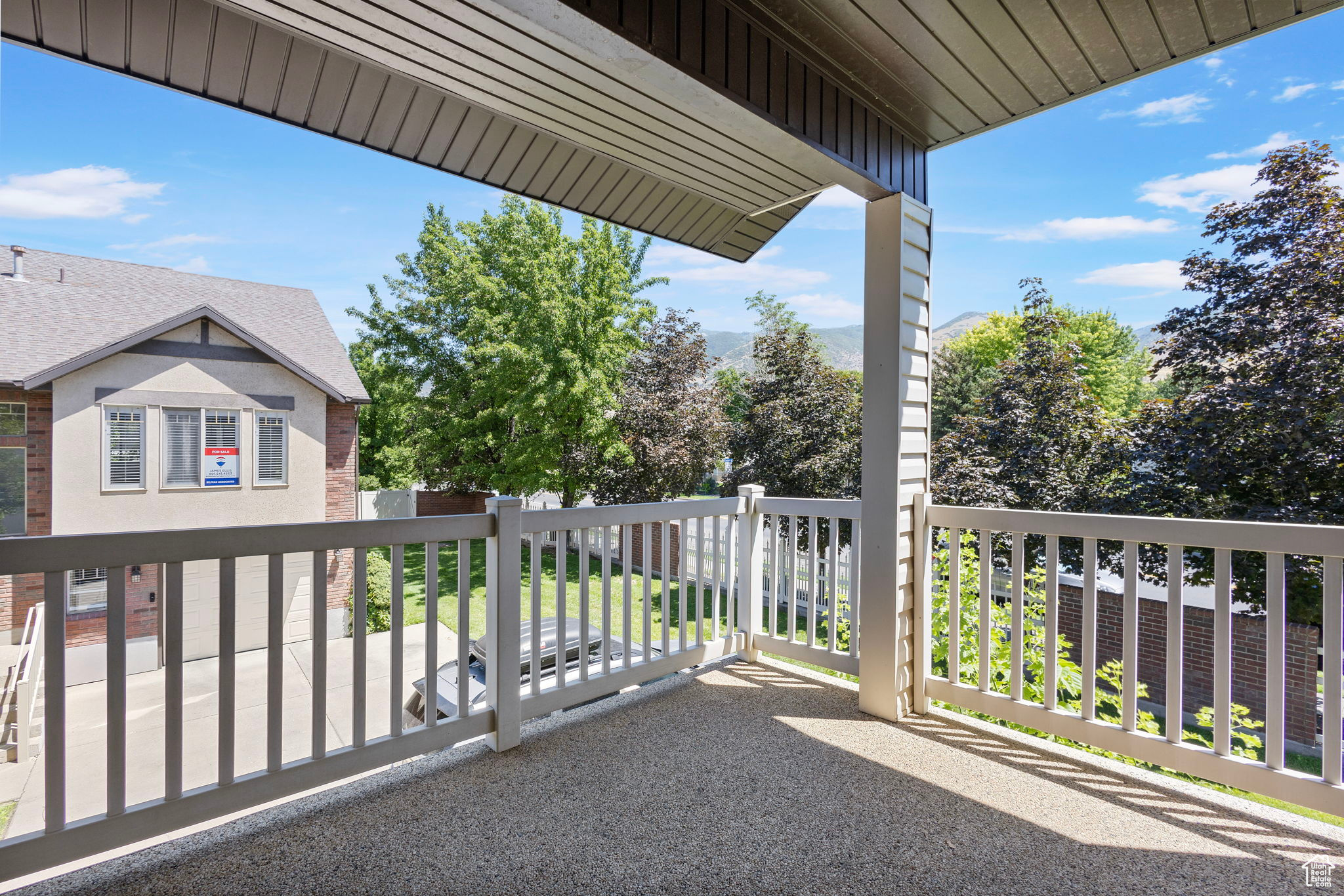CALL MEADOWS - Residential