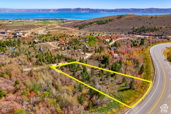 1111 LAKEVIEW DR # A102, GARDEN CITY, UT 84028 - Image 2eea2072394b40fa2a7aae4f4cdfdeca/3677668660