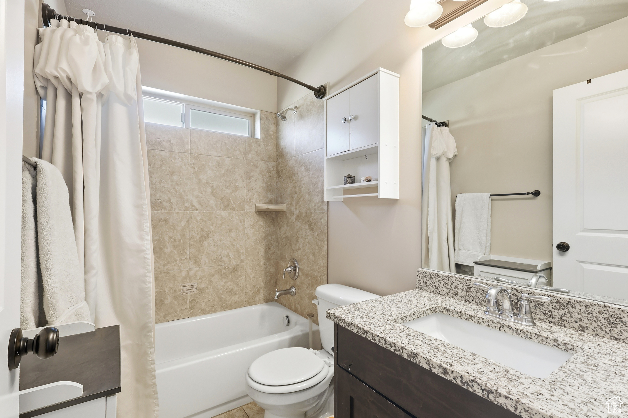HIDDEN COVE PHASE 4 - Residential