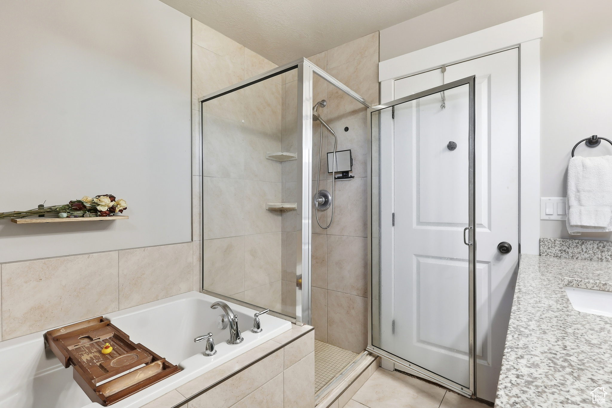 HIDDEN COVE PHASE 4 - Residential