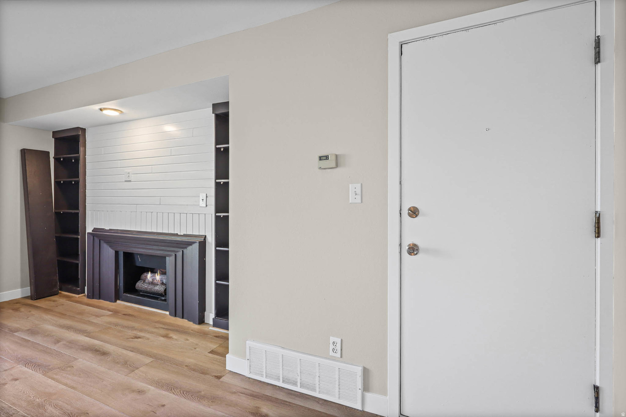 WILLOWBROOK - Residential