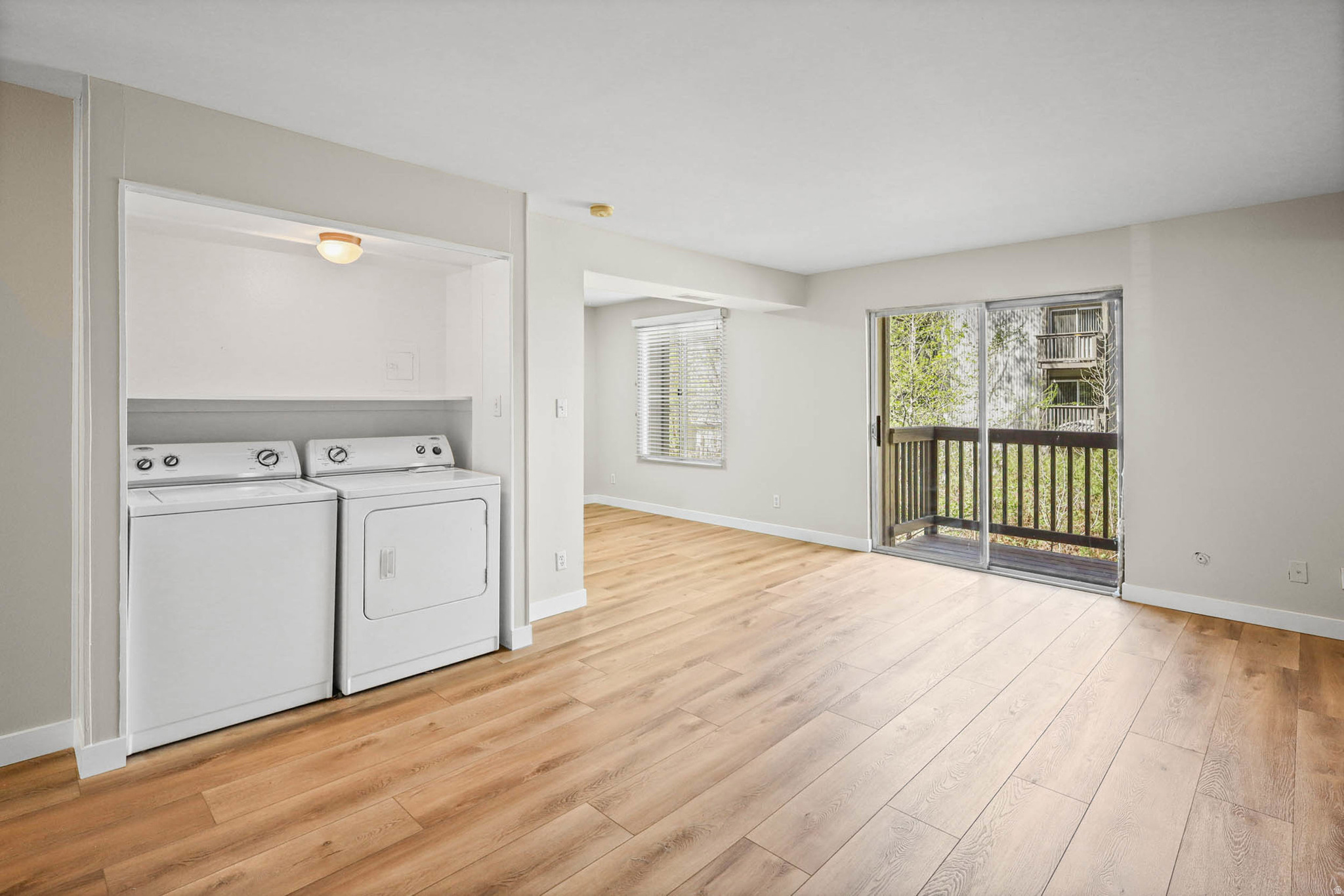 WILLOWBROOK - Residential