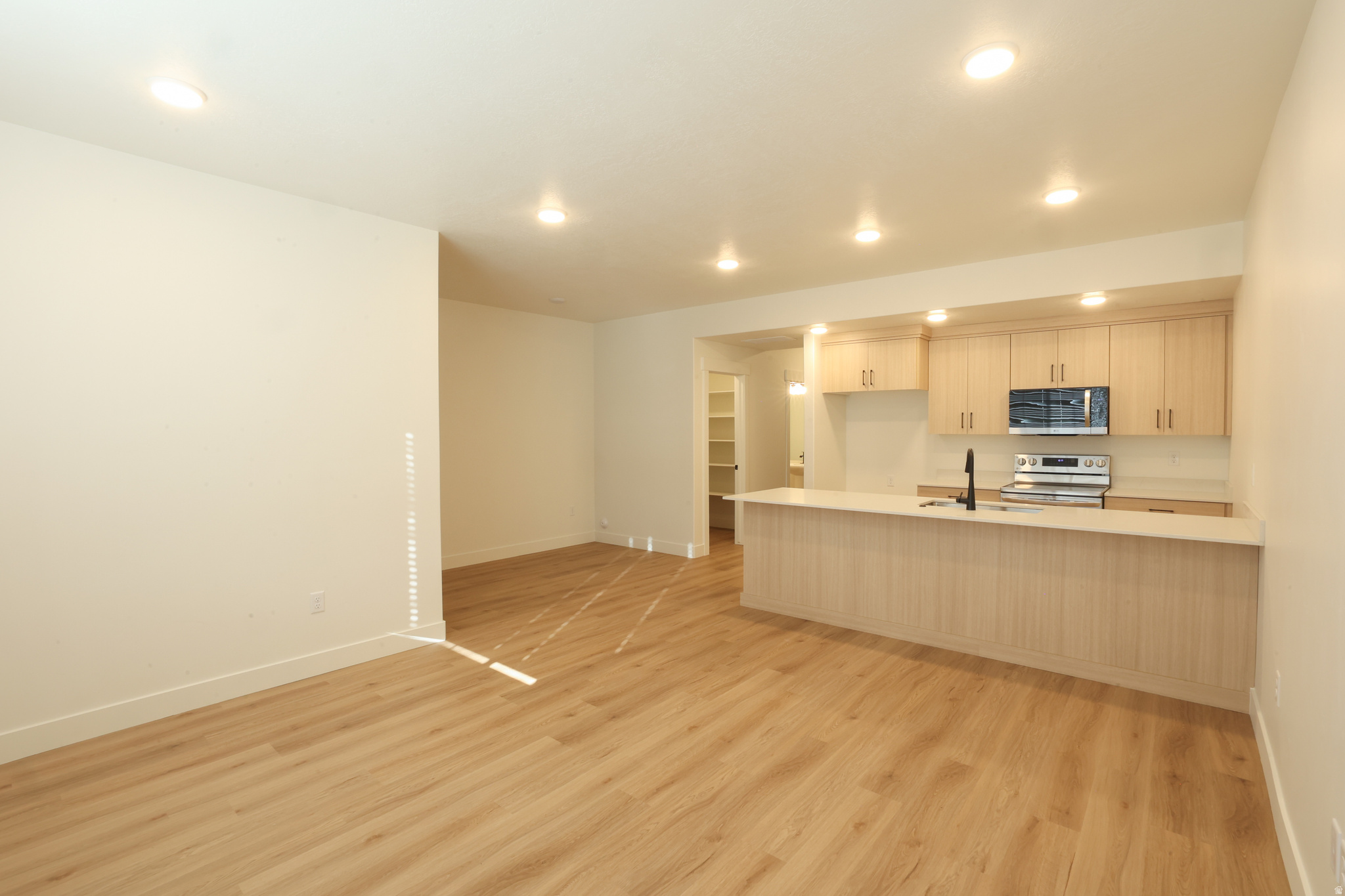 GOLDEN FOREST - Residential