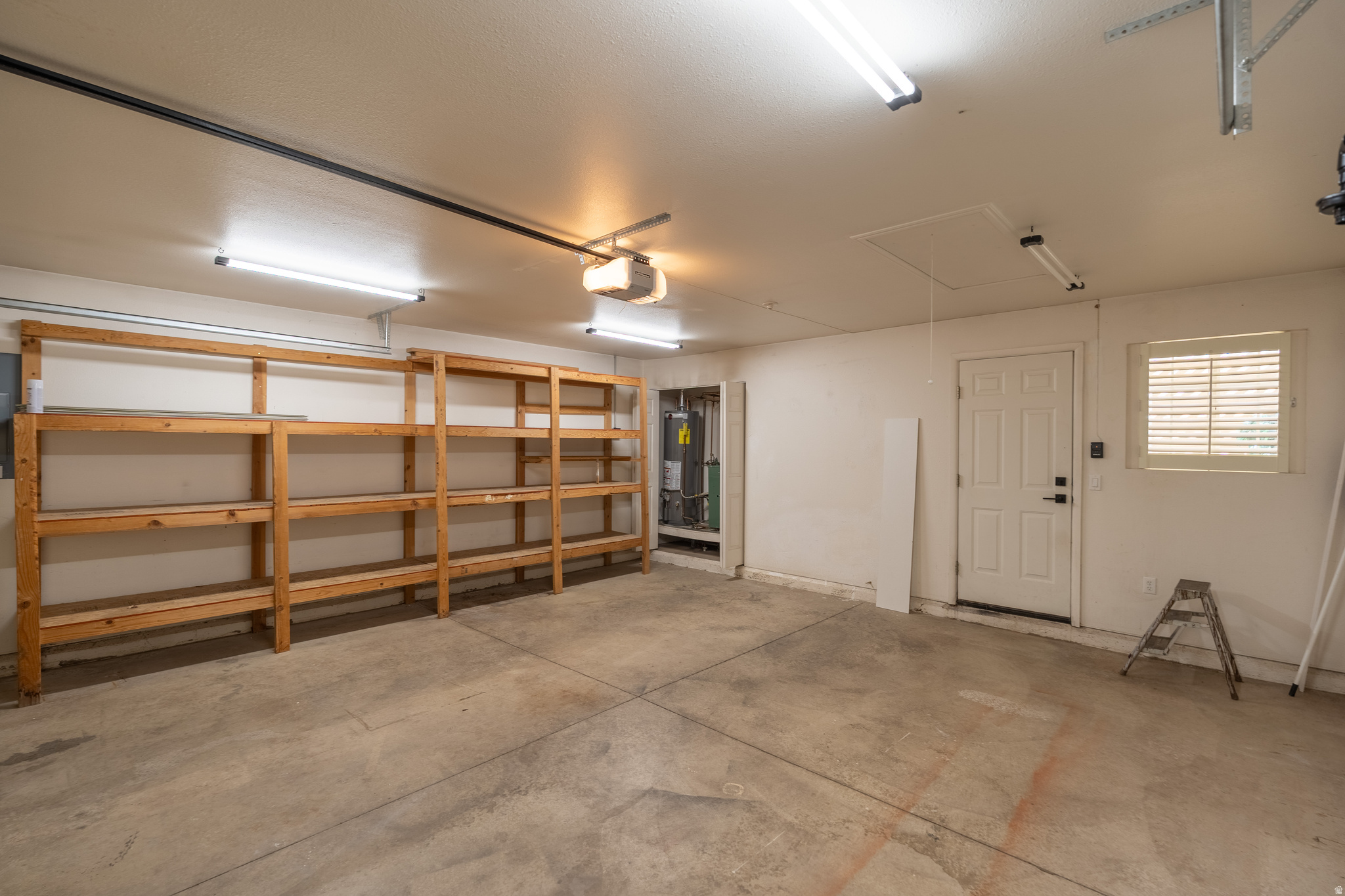 ORCHARD VILLA - Residential