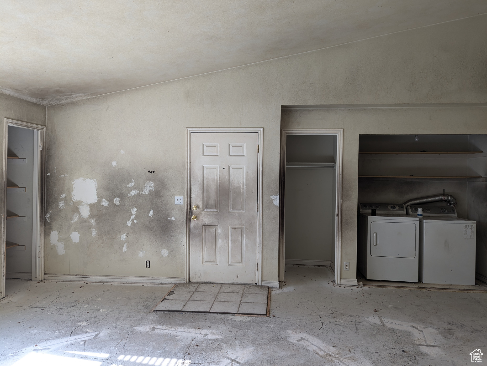 HILL CREEK CONDO - Residential