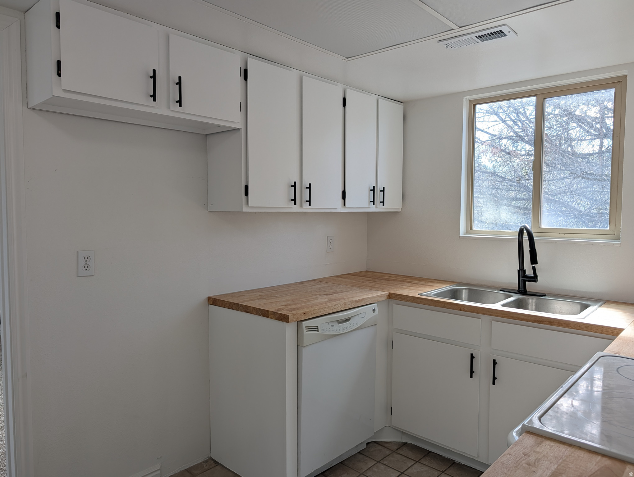 HILL CREEK CONDO - Residential