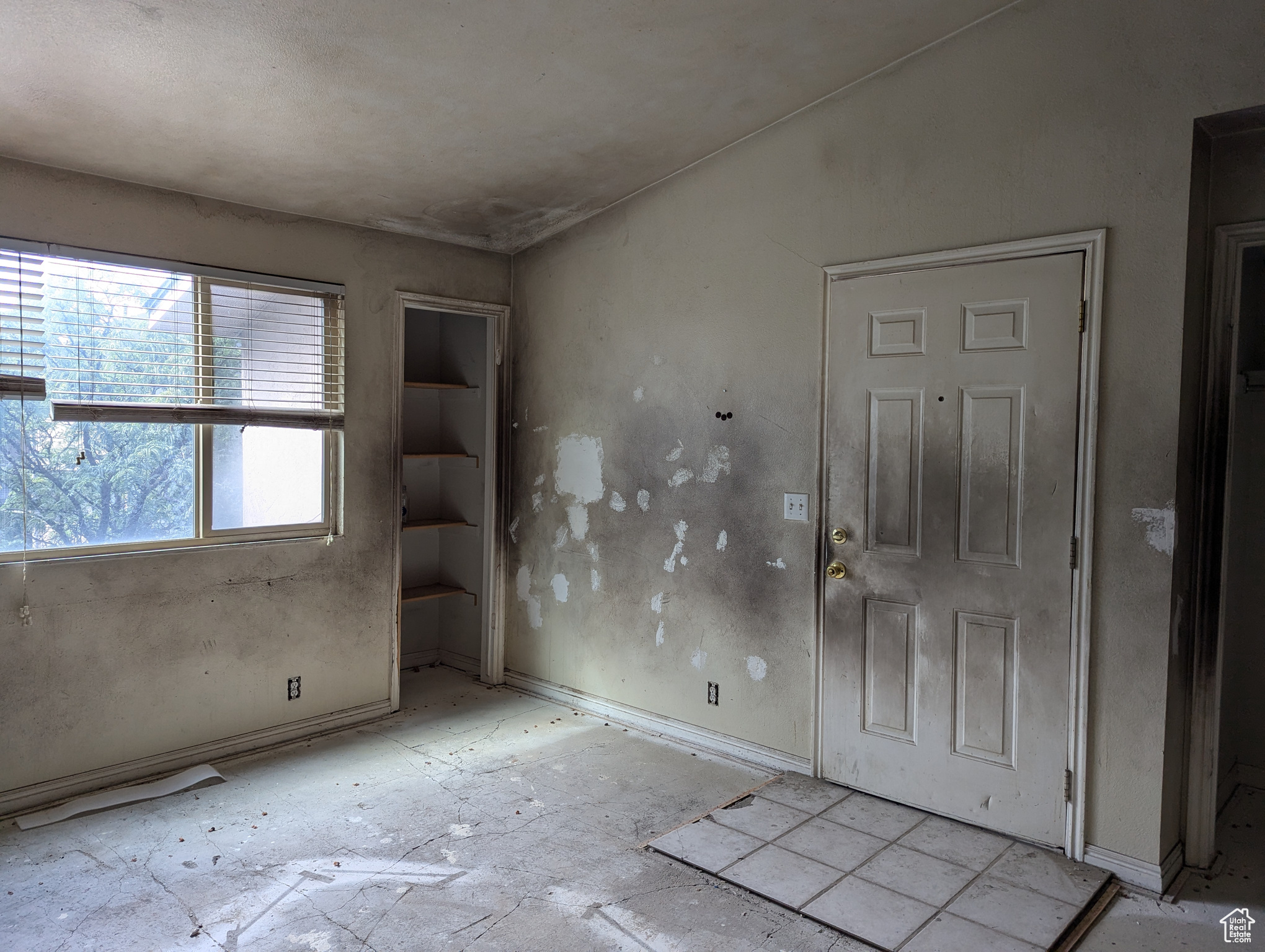 HILL CREEK CONDO - Residential