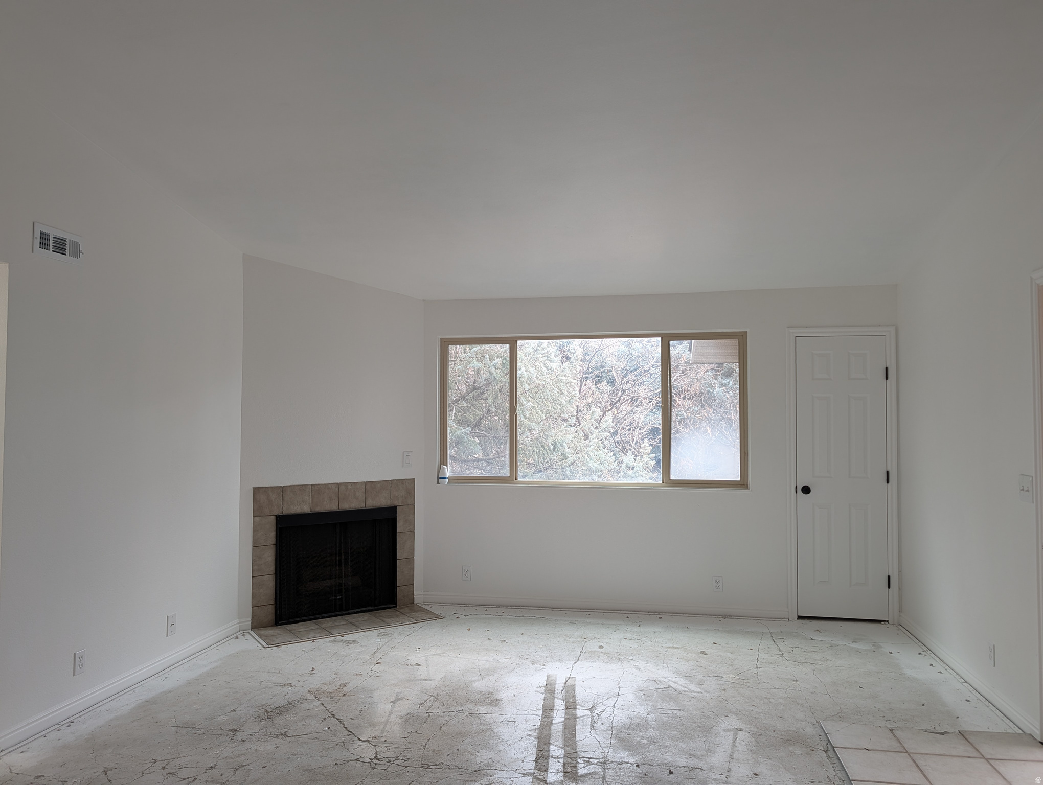 HILL CREEK CONDO - Residential