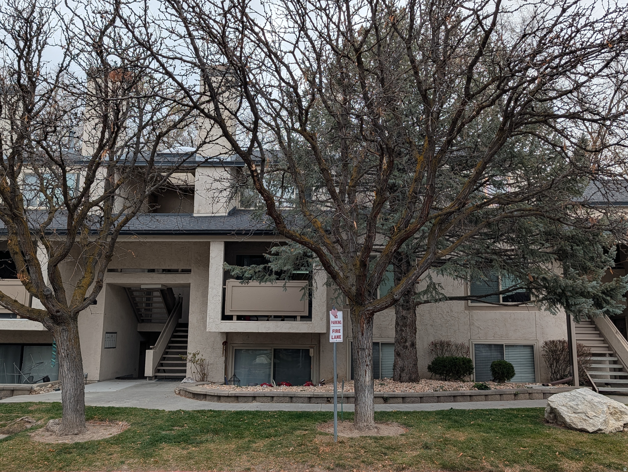 HILL CREEK CONDO - Residential