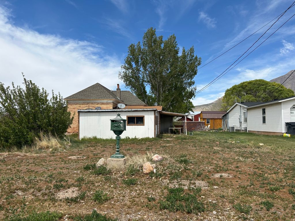 Photo of 525 E 300 N, Nephi, UT 84648 (MLS # 2152682)