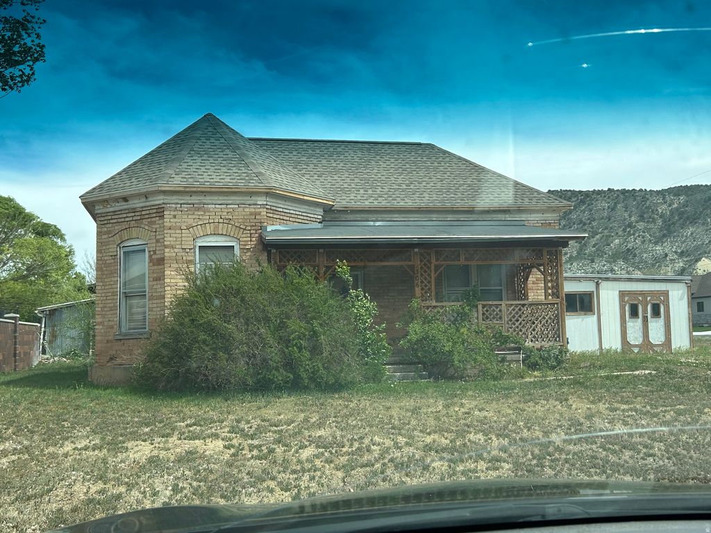 Photo of 525 E 300 N, Nephi, UT 84648 (MLS # 2152682)