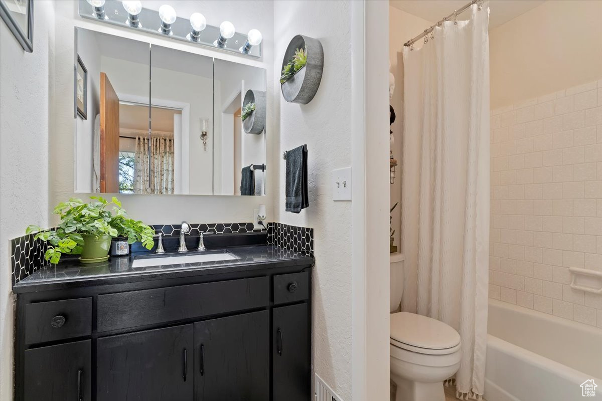 HEREFORDSHIRE CONDO - Residential