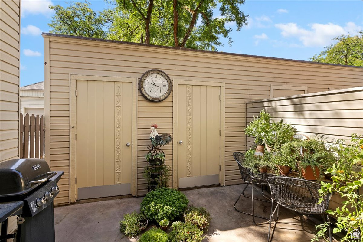 HEREFORDSHIRE CONDO - Residential