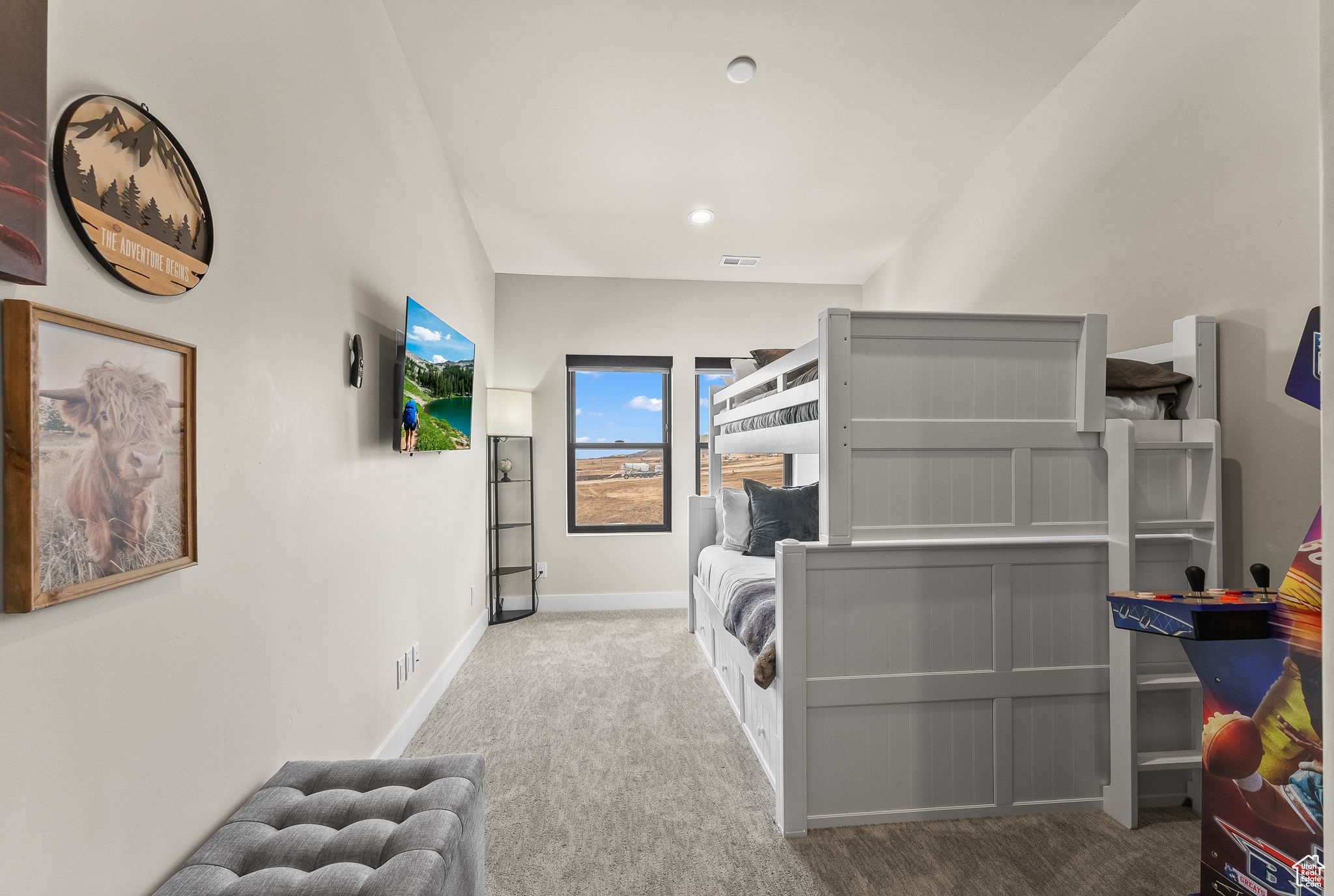 Heber City, Utah 84032, United States, 4 Bedrooms Bedrooms, ,4 BathroomsBathrooms,Residential,Pending,59021