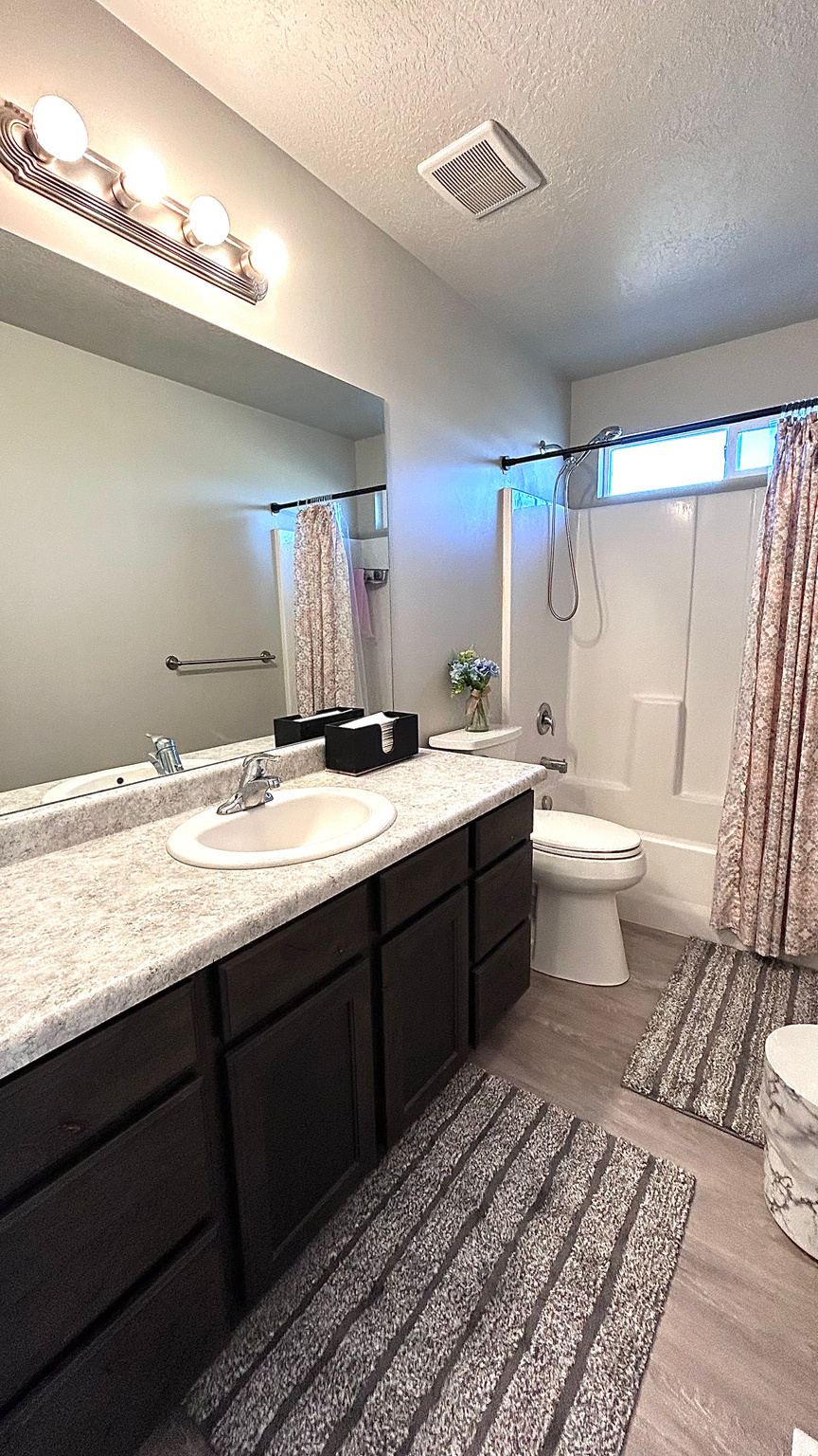 OQUIRRH MEADOWS - Residential