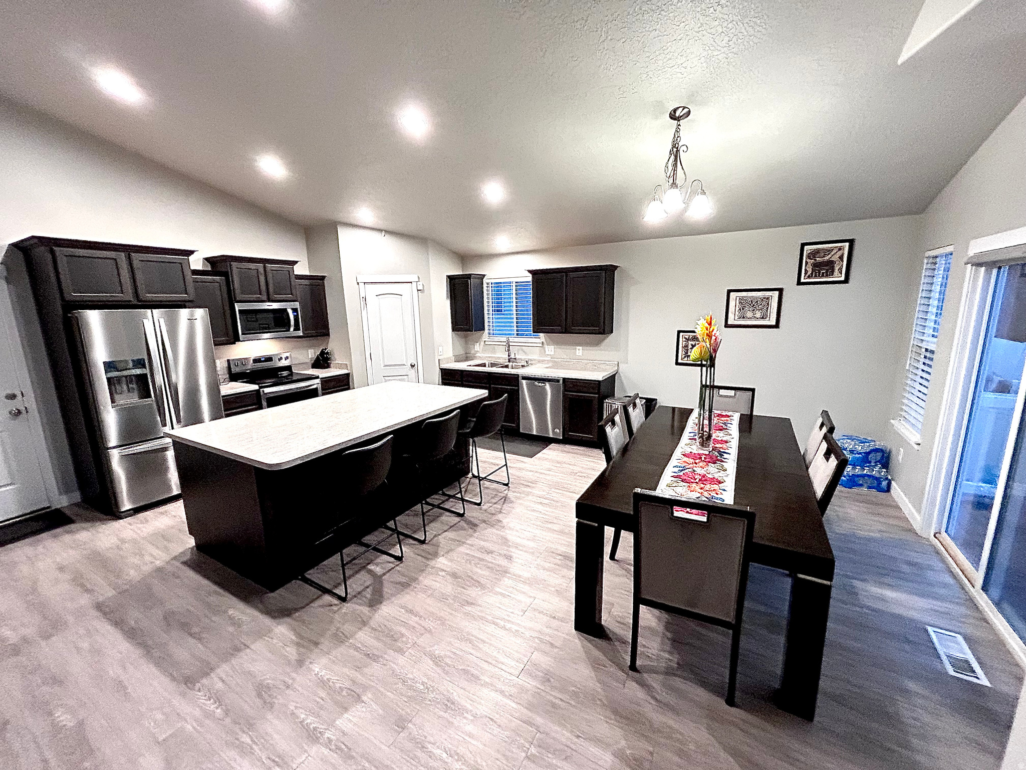 OQUIRRH MEADOWS - Residential