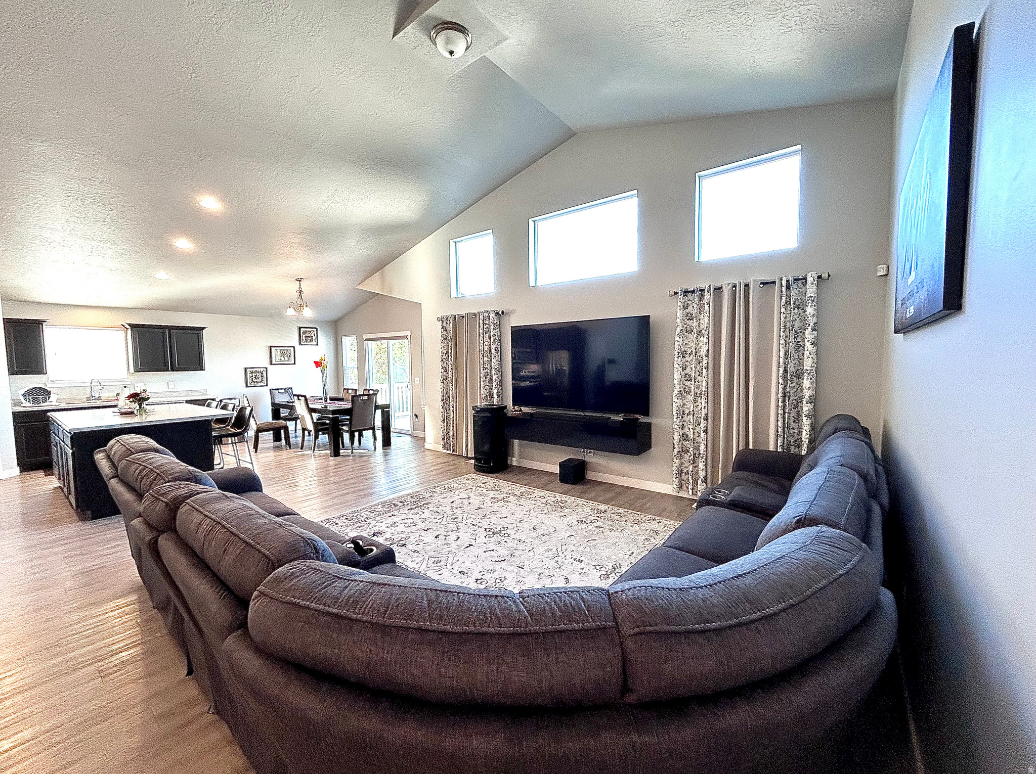 OQUIRRH MEADOWS - Residential