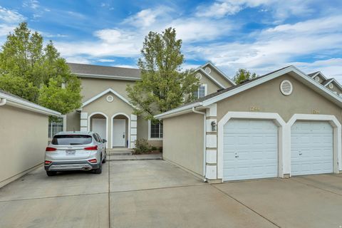 Photo of 1290 E 6175 S, South Ogden, UT 84405 (MLS # 2152032)