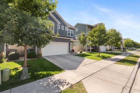 Tiny photo for 732 E 480 S, American Fork, UT 84003 (MLS # 2121429)