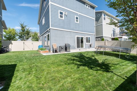 Tiny photo for 732 E 480 S, American Fork, UT 84003 (MLS # 2121429)