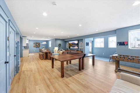 Tiny photo for 283 N 500 W, Mapleton, UT 84664 (MLS # 2152093)