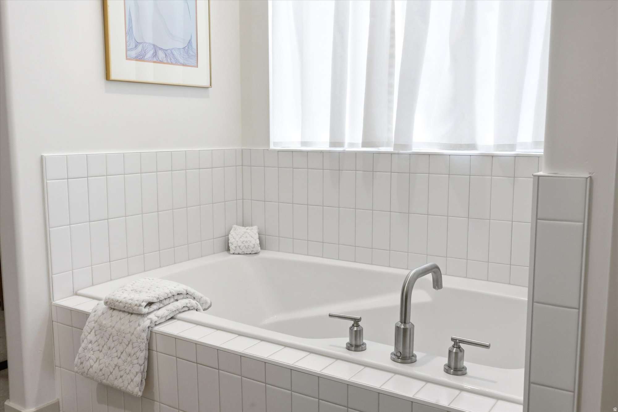 WHITING FARMS - Residential