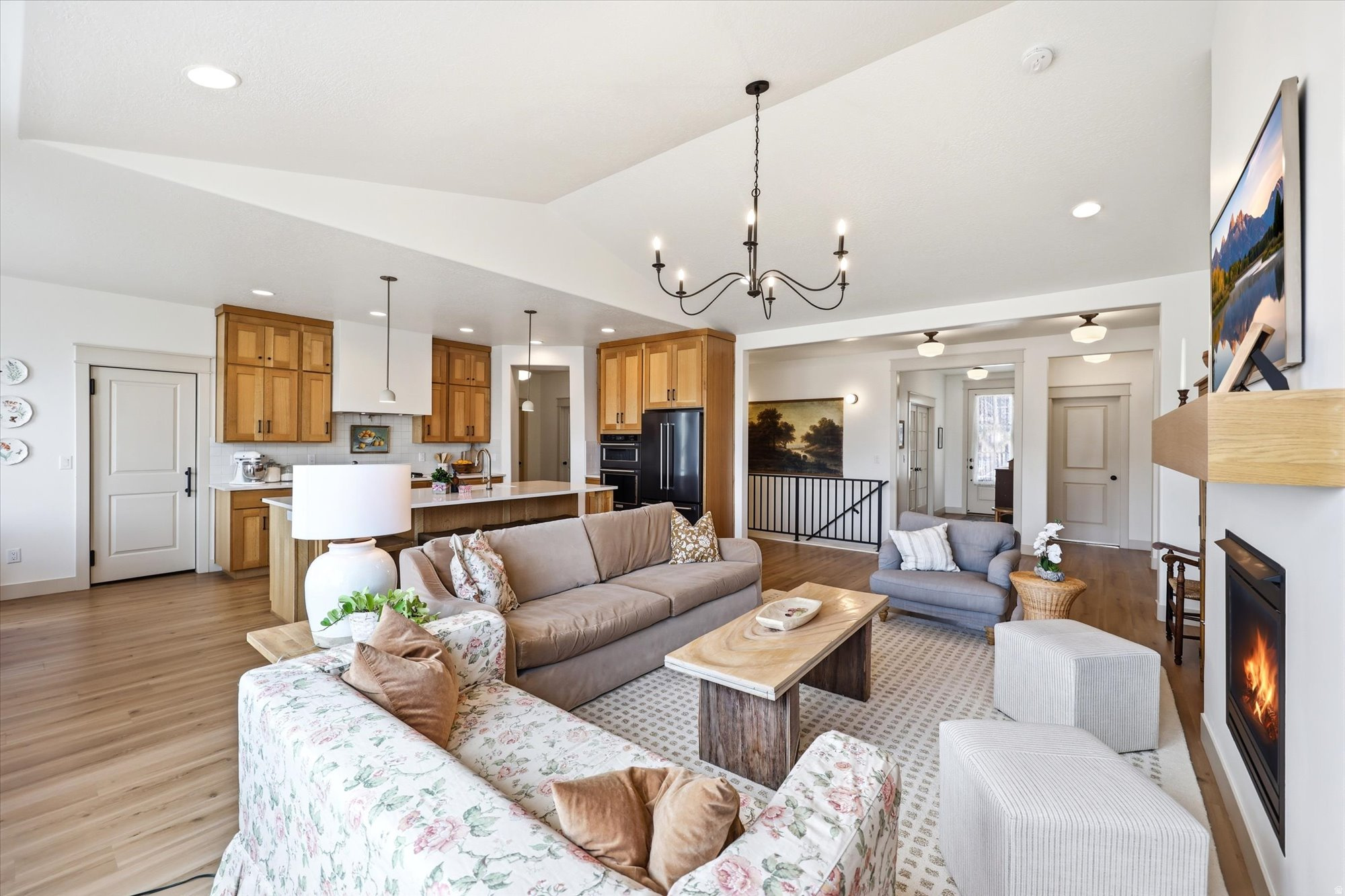 WHITING FARMS - Residential