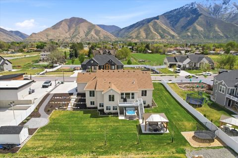 Tiny photo for 283 N 500 W, Mapleton, UT 84664 (MLS # 2152093)