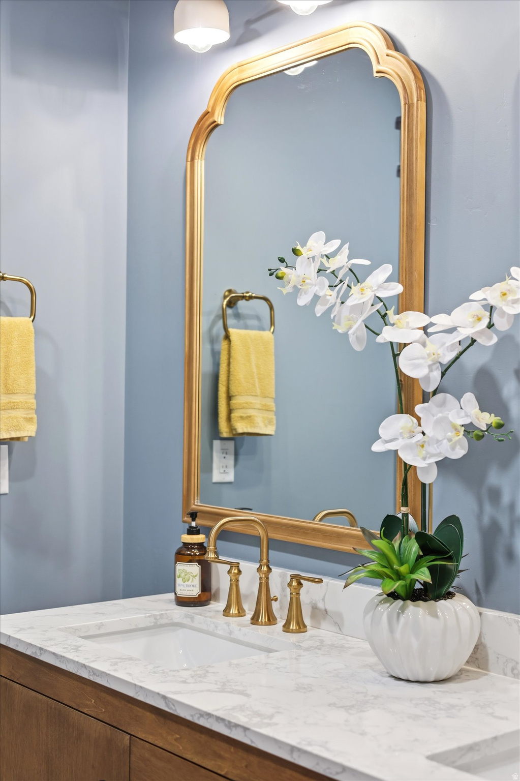 WHITING FARMS - Residential