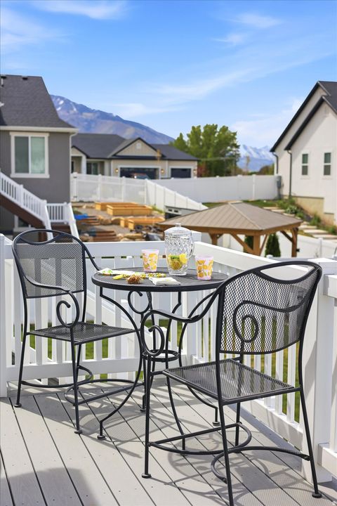 Tiny photo for 283 N 500 W, Mapleton, UT 84664 (MLS # 2152093)