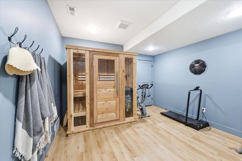 Tiny photo for 283 N 500 W, Mapleton, UT 84664 (MLS # 2152093)