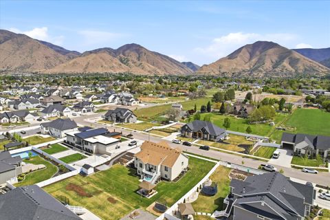 Tiny photo for 283 N 500 W, Mapleton, UT 84664 (MLS # 2152093)