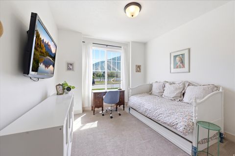 Tiny photo for 283 N 500 W, Mapleton, UT 84664 (MLS # 2152093)