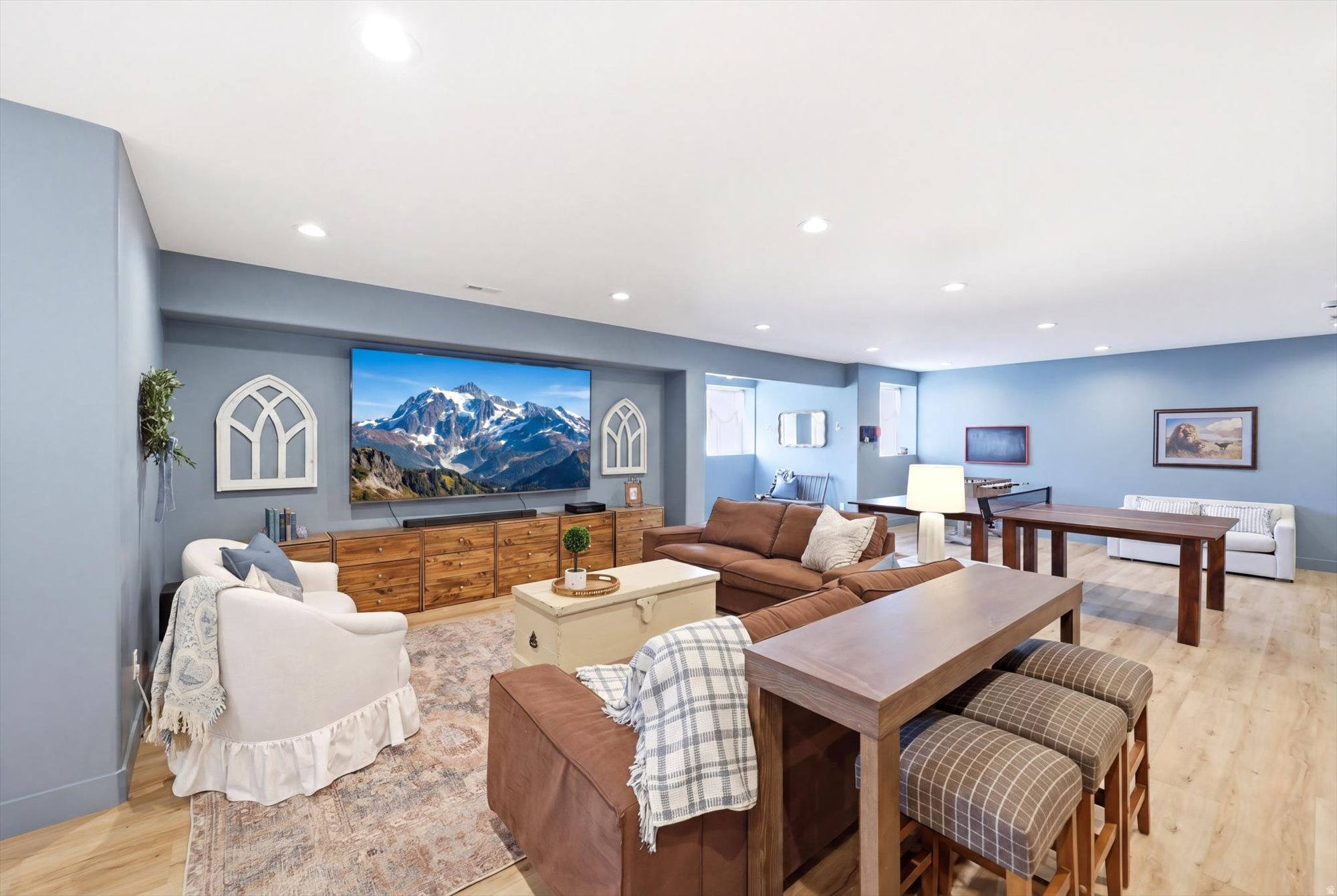 WHITING FARMS - Residential