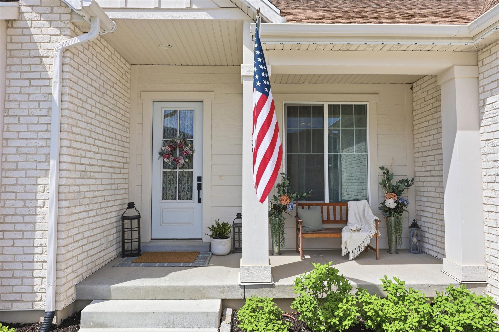 WHITING FARMS - Residential